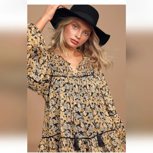 Free Swinging Black Floral Print Ruffled Mini Dress. Size small - Picture 4 of 16